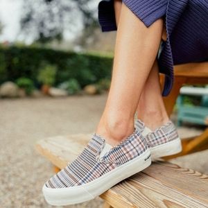 EUC Seavees Baja Slip On Platform Sneaker Plaid Flannel Womens 6